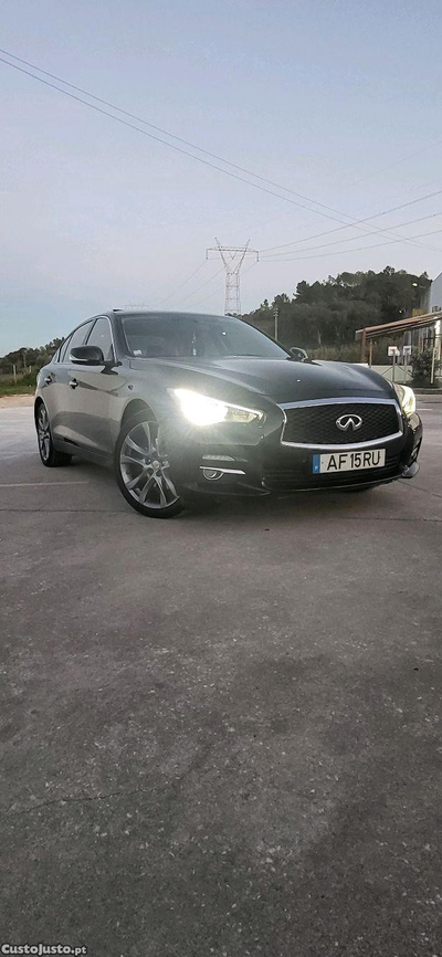 Infiniti Q50 Q50s