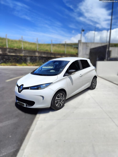 Renault Zoe 41 kWh (elétrico)