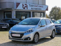 Peugeot 208 1.6 BlueHDi Style