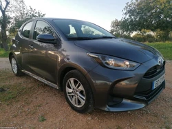 Toyota Yaris 1.0 VVT-i Confort Plus - 30000kms