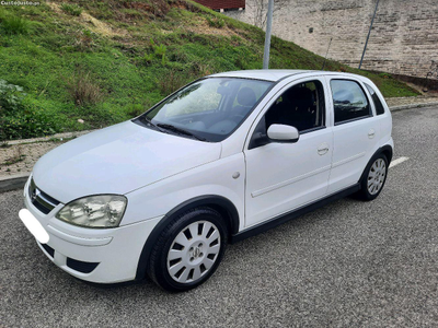 Opel Corsa 1.3 Cdti Cosmo 160.000kms