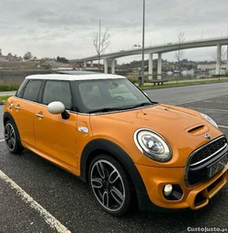 MINI Cooper S John Cooper Works