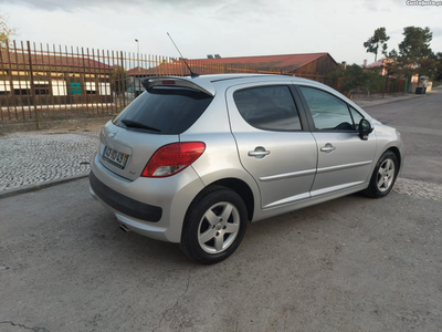 Peugeot 207 1.4 16v Sport