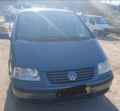 VW Sharan (7M)