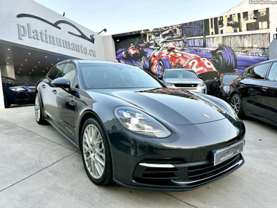 Porsche Panamera Sport Turismo 4 E-Hybrid PDK 10th Anniversary