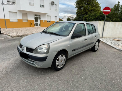 Renault Clio 1.2 16V A/C