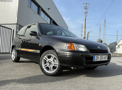 Toyota Starlet 1.3 16v 3 portas