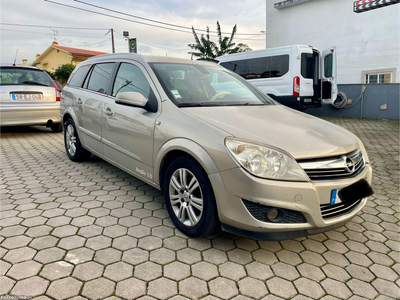 Opel Astra Caravan 1.7 CDTi Cosmo ecoFLEX