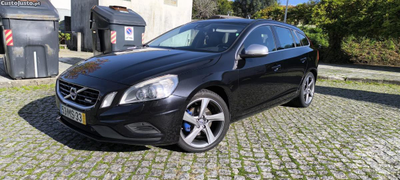 Volvo V60 D3 R-Design