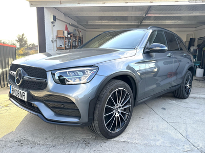 Mercedes-Benz GLC 300 GLC 300DE AMG