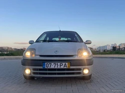 Renault Clio 1.4 SI