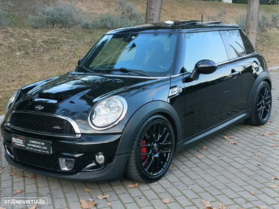 MINI 3 Portas John Cooper Works