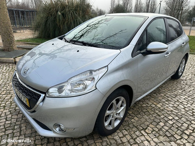 Peugeot 208 1.2 VTi Active