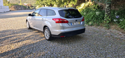 Ford Focus titanium sw