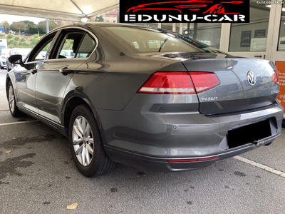 VW Passat Sedan 2.0 TDI 150cv Confortline - Full Extras - Nacional