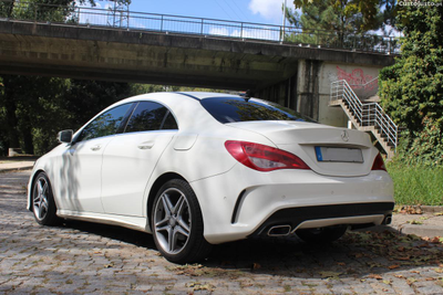 Mercedes-Benz CLA 180 D AMG