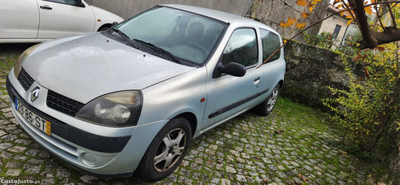 Renault Clio 1.2 muito bom