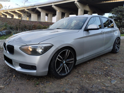 BMW 116 D EDYNAMICS - GPS - 5 Portas - JANTES 18"