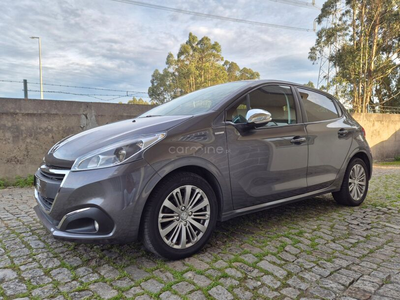 Peugeot 208 1.6 BlueHDi Style