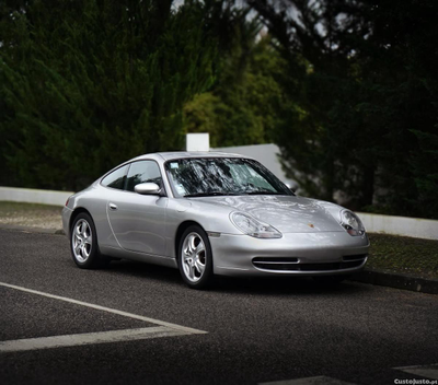 Porsche 996 Carrera 4