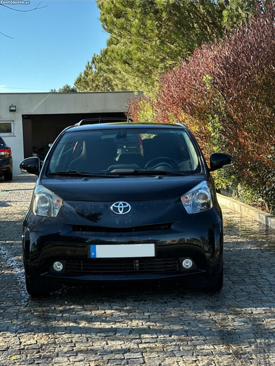 Toyota iQ 1.0