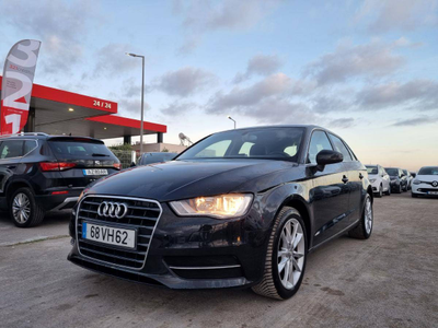 Audi A3 Sportback 1.6 TDi Business Line Attraction