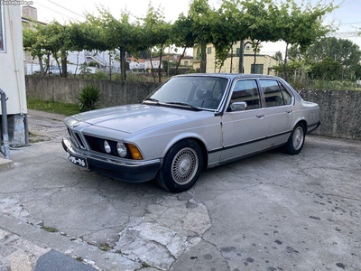 BMW 728 e23