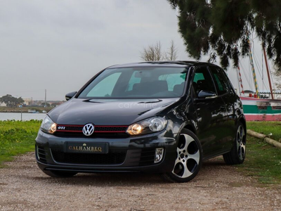 Volkswagen Golf 2.0 TSI GTI DSG