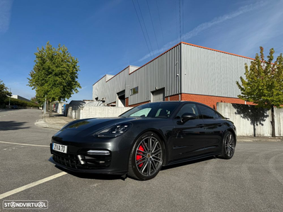 Porsche Panamera 4 S