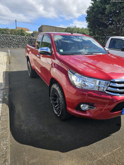 Toyota Hilux Trial