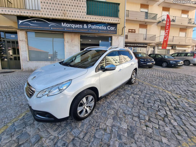 Peugeot 2008 1.6 BlueHDi Allure