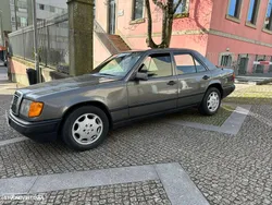 Mercedes-Benz E 230