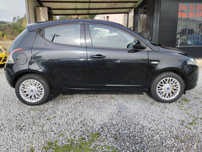 Lancia Ypsilon 1.2 S&S GOLD - 5 Portas - Nacional - 100.000kms - 1 Dono