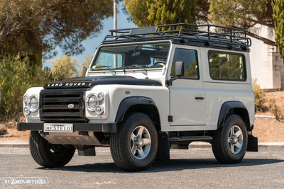 Land Rover Defender 90 Station Wagon Fire & Ice