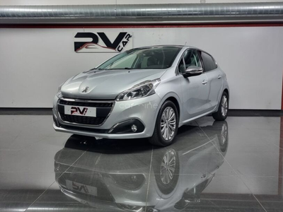 Peugeot 208 1.2 PureTech Allure EAT6