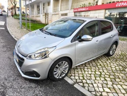 Peugeot 208 1.6 BlueHDi Style