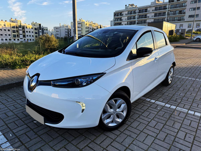 Renault Zoe 41 Life (Baterias Próprias)