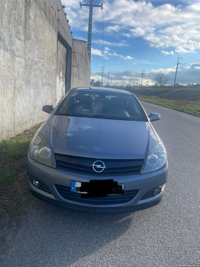 Opel Astra H gtc