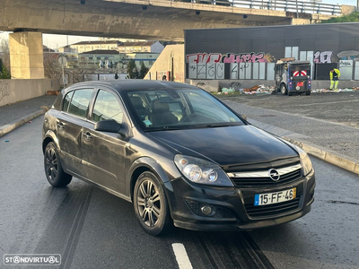 Opel Astra 1.7 CDTi Cosmo