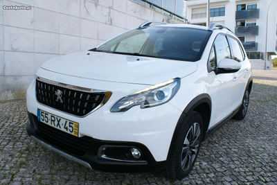 Peugeot 2008 1.2 PureTech Allure