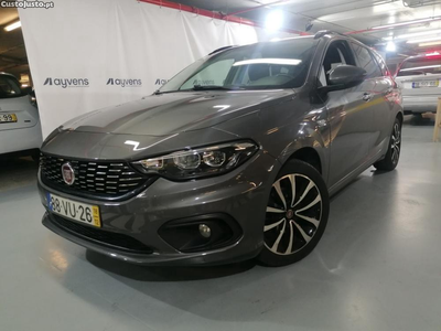 Fiat Tipo 1.3 M-Jet Lounge