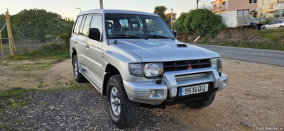 Mitsubishi Pajero (V20)