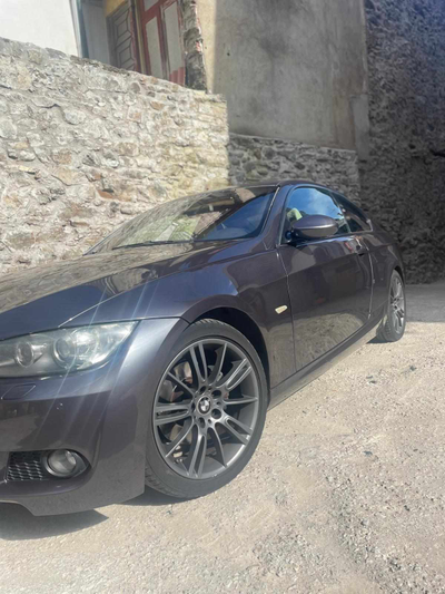 BMW Série 3 325d Coupé, 130 CV