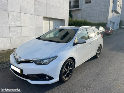 Toyota Auris Touring Sports 1.4 D-4D C.+P.Techo+P.Sport