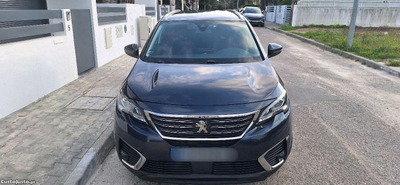 Peugeot 5008 7Lugares 2019