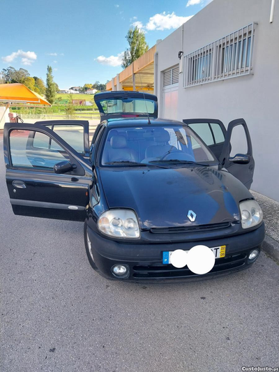 Renault Clio Inatalie 1.6i 110cv