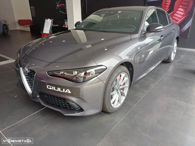 Alfa Romeo Giulia 2.2 D TI Q4 AT8