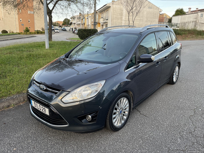 Ford C-Max 1.6TDCI Titanium 7 lugares impecável