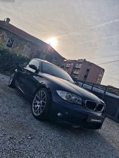 BMW 120 d Pack M E82