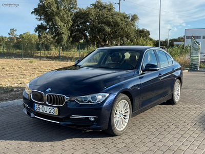 BMW 320 D Luxury Aut. GPS (184cv)